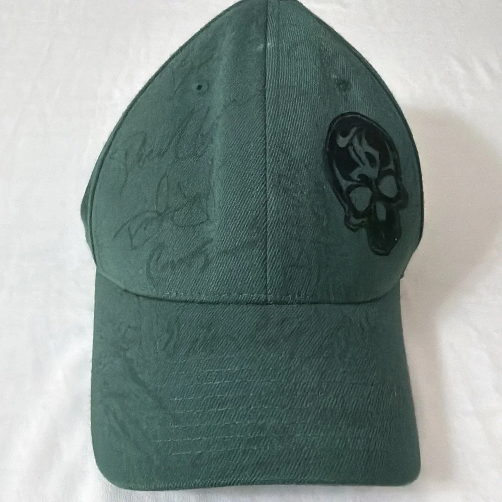 Hyperlite Wakeboarding Hat (fitted Flexfit S/M Random Autographs From Pro's??‎